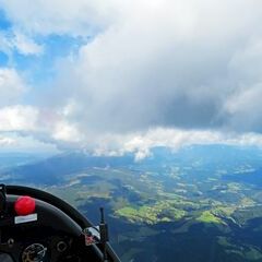 Flugwegposition um 12:04:48: Aufgenommen in der Nähe von Gemeinde Krieglach, Krieglach, Österreich in 2178 Meter